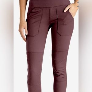Carhartt Women's Force Lightweight Legging in Blackberry